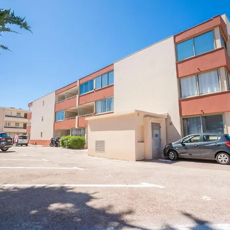 Apartman Dio Brasil-2 By Interhome